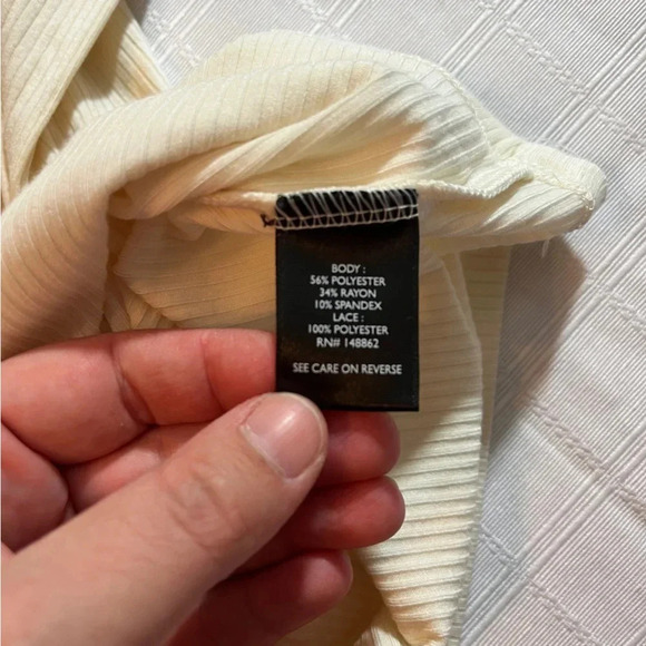 Super Soft by Torrid Rib Knit Faux Wrap Top Lace Sleeves Cream Women's 5X NWOT - Picture 5 of 7